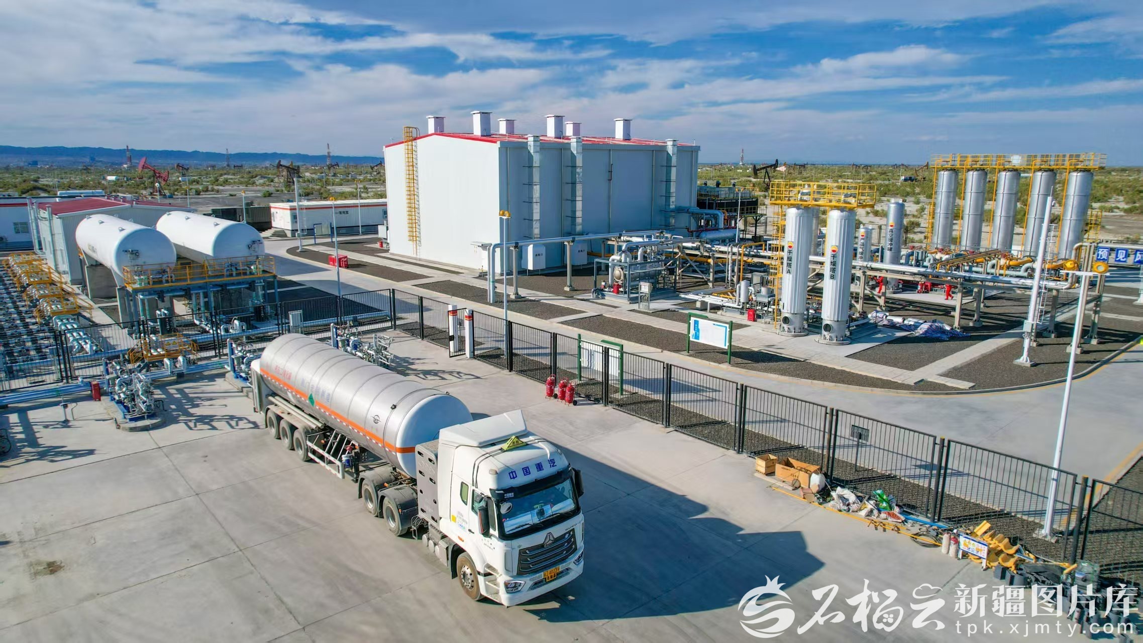 mmexport1763113053108