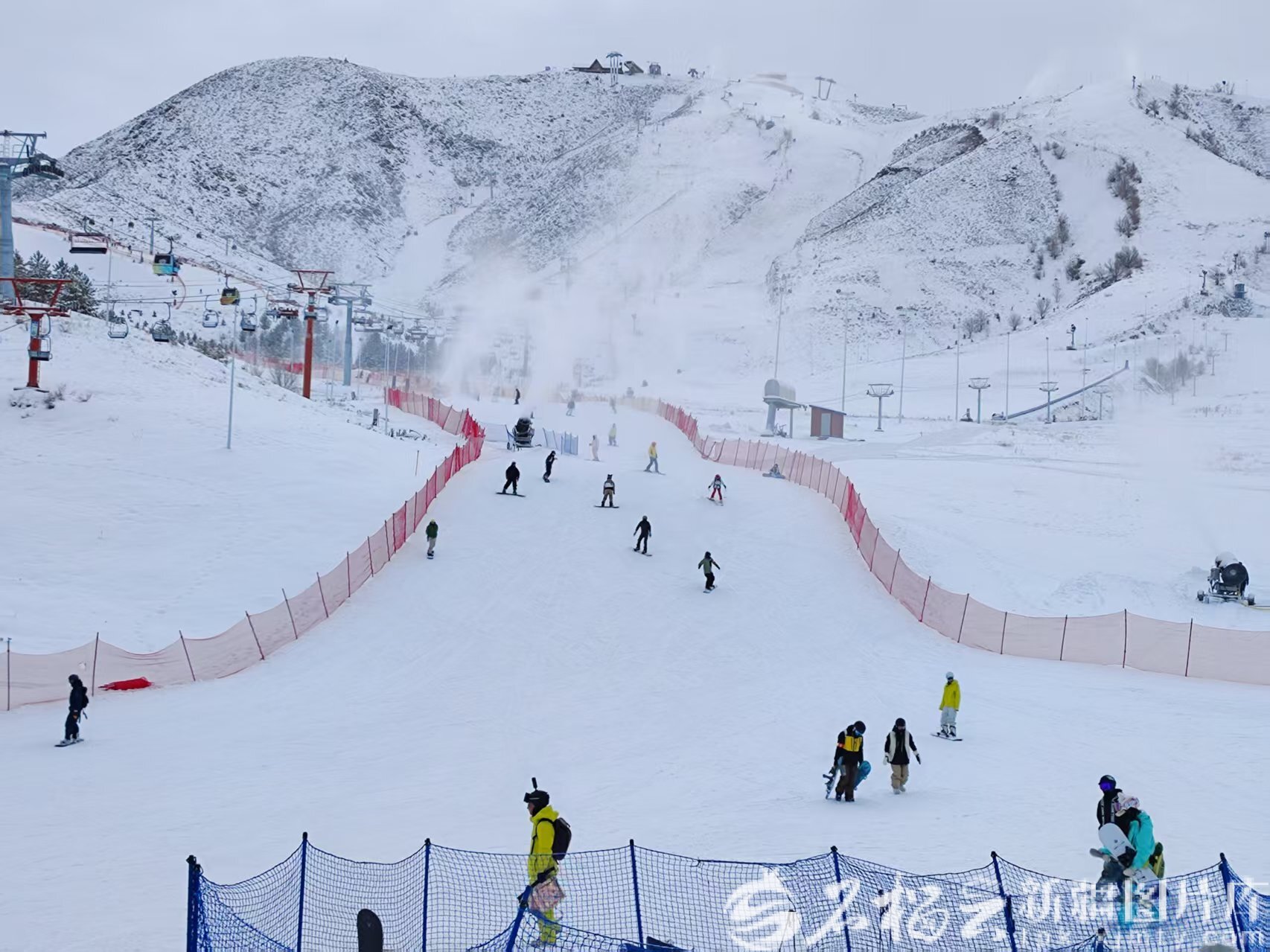 mmexport1764252758210